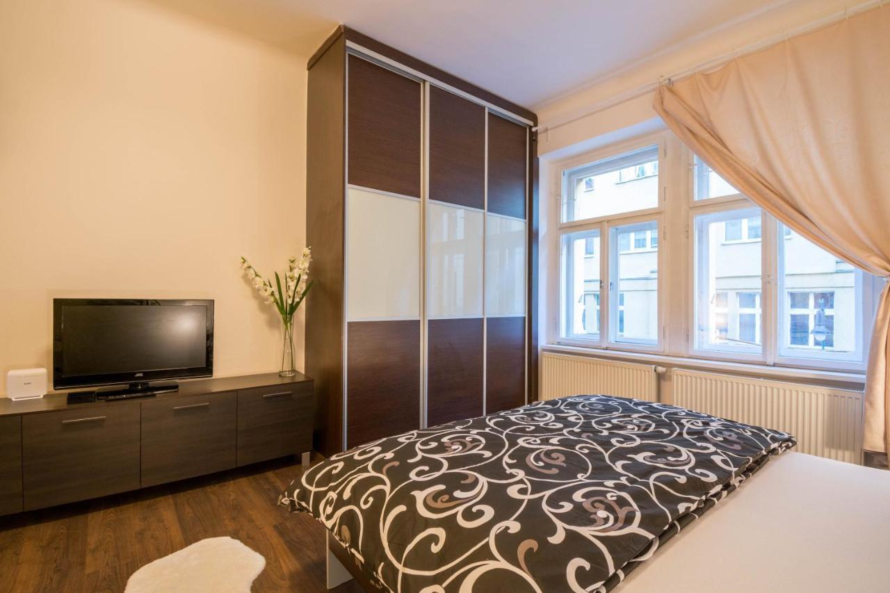 Chest Design Apartments プラハ エクステリア 写真