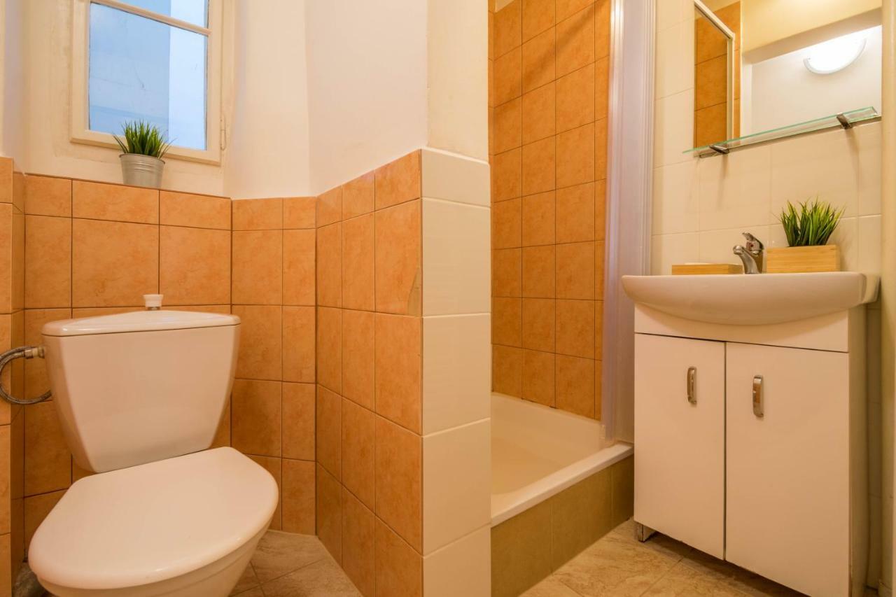 Chest Design Apartments プラハ エクステリア 写真